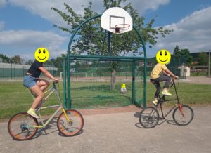 Lire la suite à propos de l’article Les Zados construisent des tall-bikes